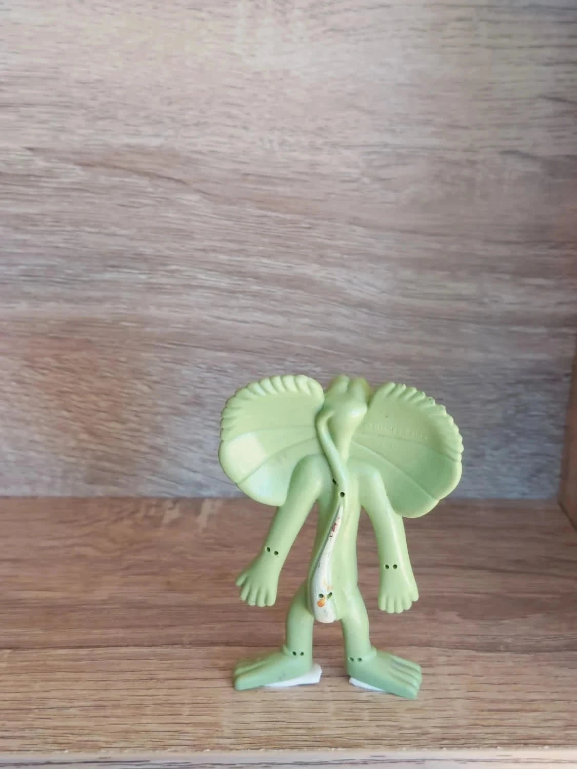 Figurita de Franck el lagarto de Disney – photo 2